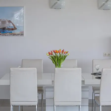 Ap 4+2 In One Of The Luxury Building In Apartment Omis