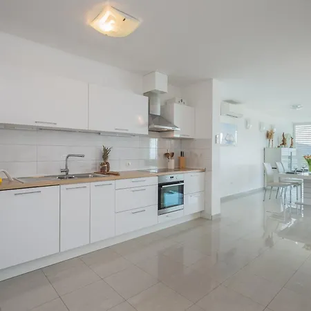 Apartment Ap 4+2 In One Of The Luxury Building In