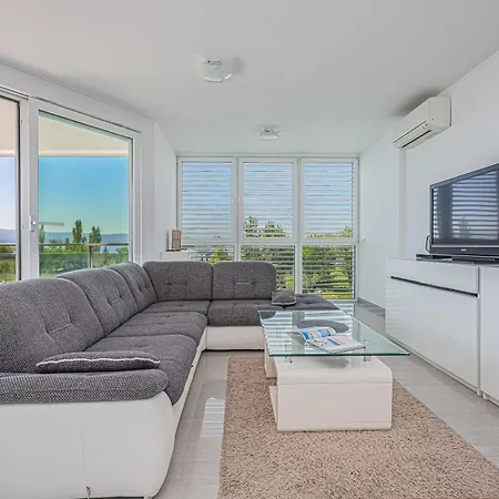 Apartment Ap 4+2 In One Of The Luxury Building In *